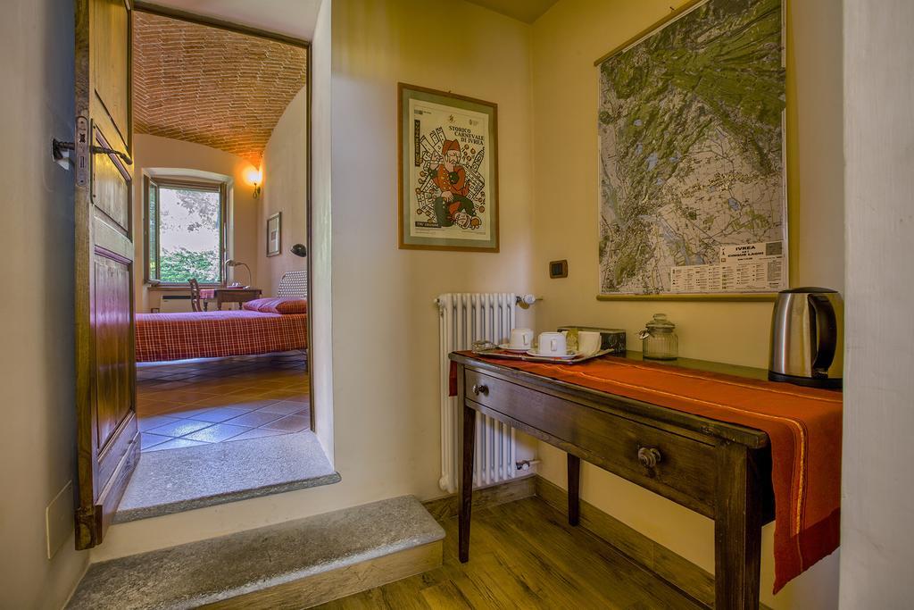 إيفريا B&B Cascina Moncrava المظهر الخارجي الصورة