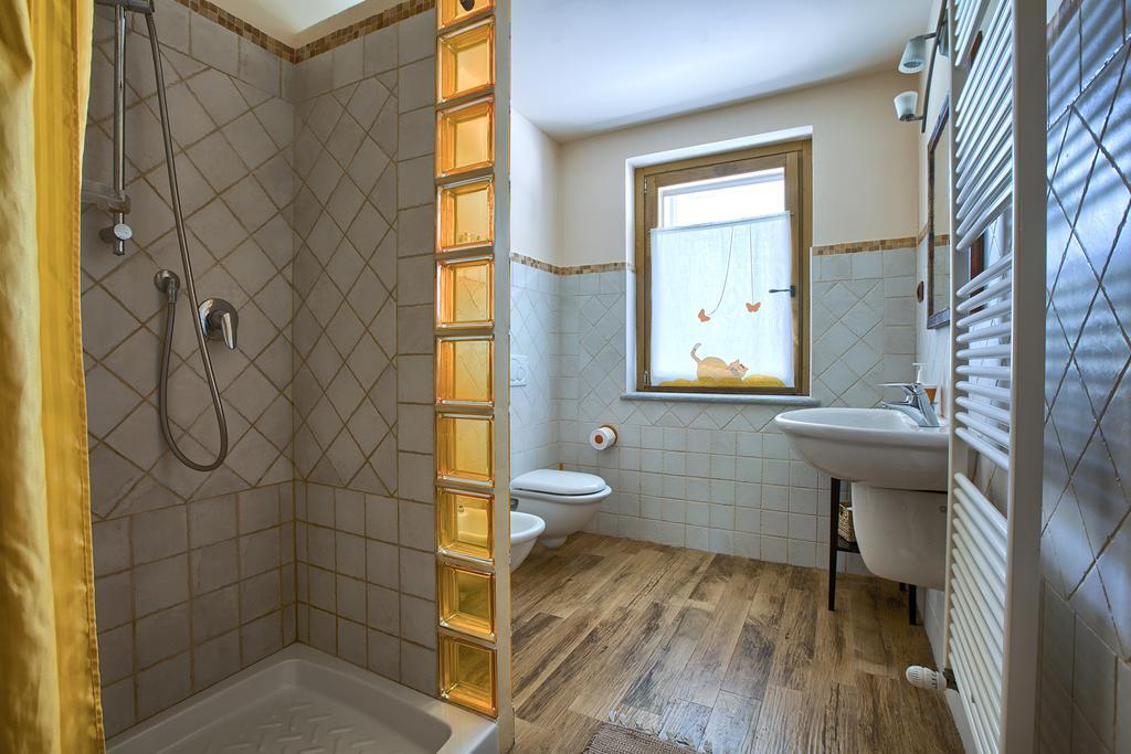 إيفريا B&B Cascina Moncrava المظهر الخارجي الصورة