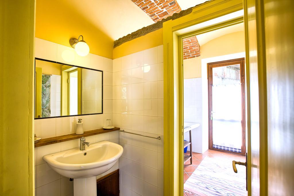 إيفريا B&B Cascina Moncrava المظهر الخارجي الصورة