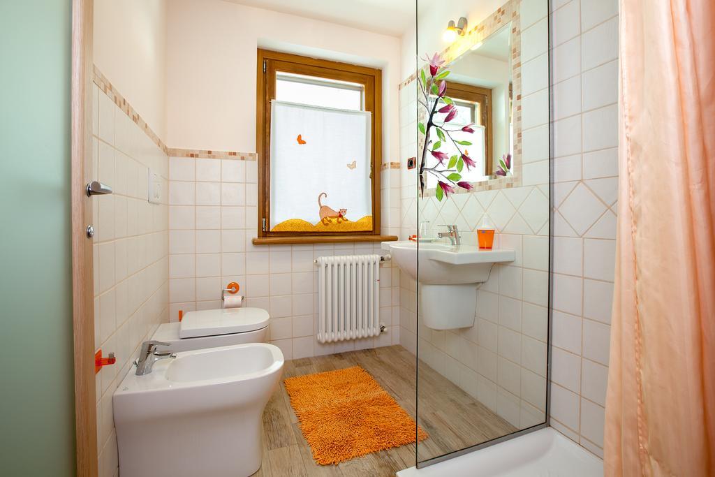 إيفريا B&B Cascina Moncrava المظهر الخارجي الصورة