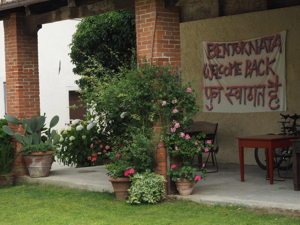 إيفريا B&B Cascina Moncrava المظهر الخارجي الصورة