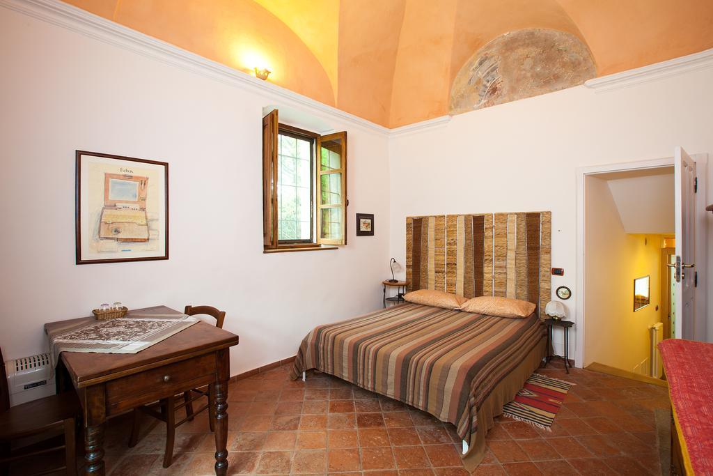 إيفريا B&B Cascina Moncrava المظهر الخارجي الصورة